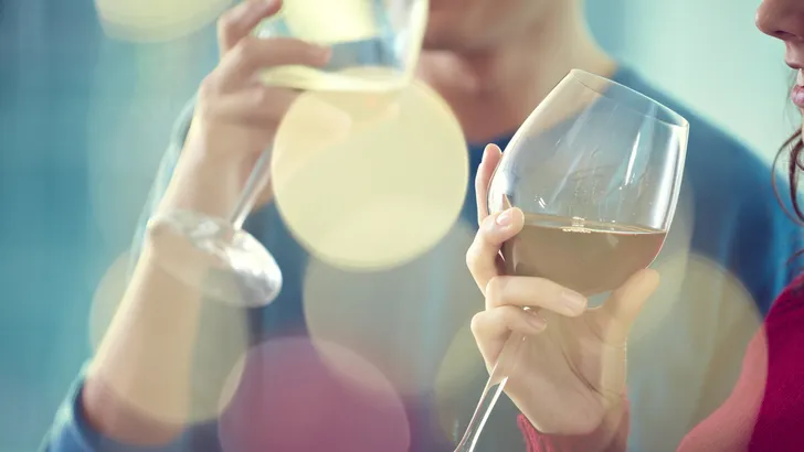 Deze wijnsoorten kun je het beste drinken om minder snel te verouderen