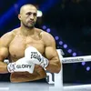 ZIEN: Badr Hari's nieuwe 14 jaar jongere vriendin | Panorama