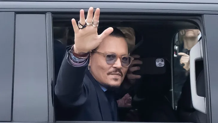 Johnny Depp wint rechtszaak tegen zijn ex Amber Heard