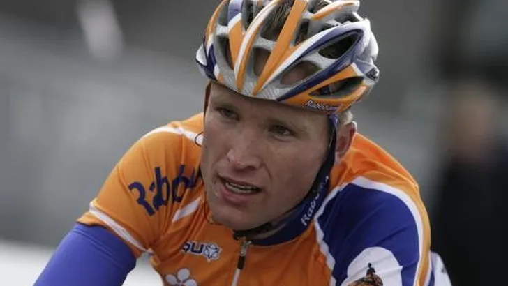 Joost Posthuma komt zwaar ten val op training