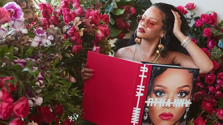 Rihanna is al helemaal klaar voor Valentijn
