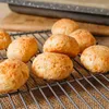 Smullen maar: zo maak je Friese kaassoesjes | Noorderland