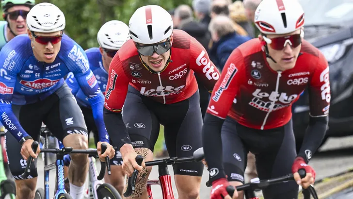 Arnaud De Lie is een van de grootste klassiekertalenten van het moment, maar in het voorjaar komt het er de voorbije jaren nog niet uit. En ook voor dit seizoen zijn er vooralsnog twijfels.
