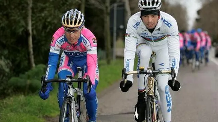 VUELTA: Ballan en Cunego keren huiswaarts