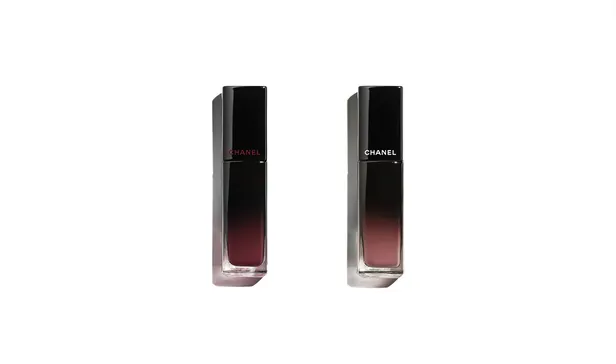 ROUGE ALLURE LAQUE | Links: Rouge Noir, Rechts: ULTIMATE: an intense warm rosewood van Chanel