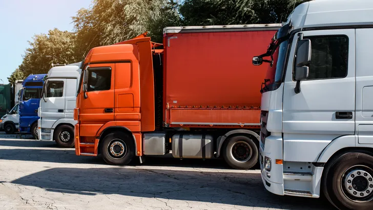 Rijbewijs direct ingevorderd: vrachtwagen rijdt 3 kilometer spook op de snelweg