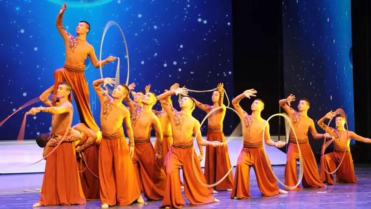 Win: Kaarten voor het enige, echte Wereldkerstcircus