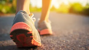 Waarom je vaker zou moeten wandelen voor een scherper brein