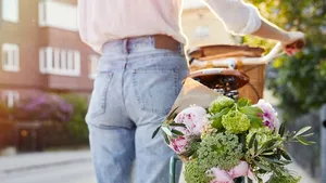 Bezoektip: bloemen en planten fiets drive-thru