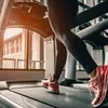 Kun je een cardio workout het best voor of na je krachttraining doen? | Happy in Shape