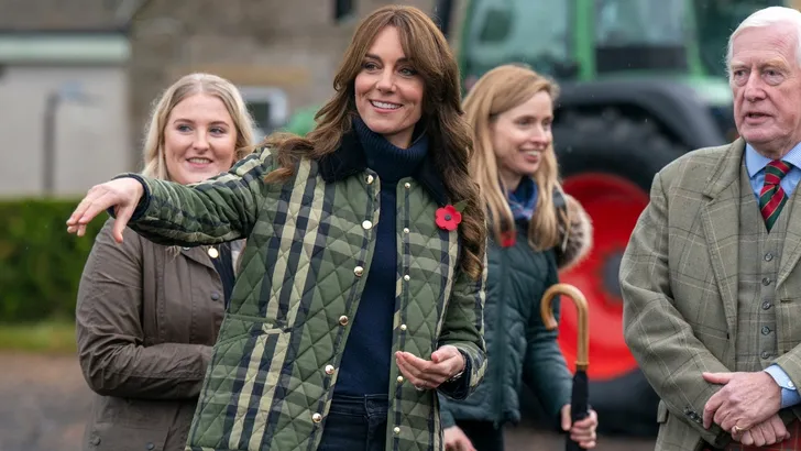 prinses Kate op een boerderij in Schotland