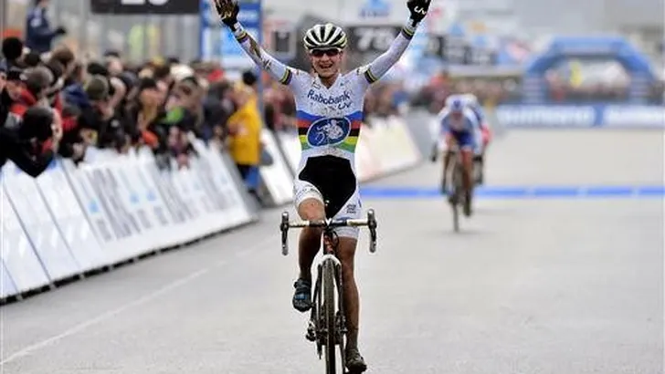 Vos de sterkste in WB-cross Heusden-Zolder