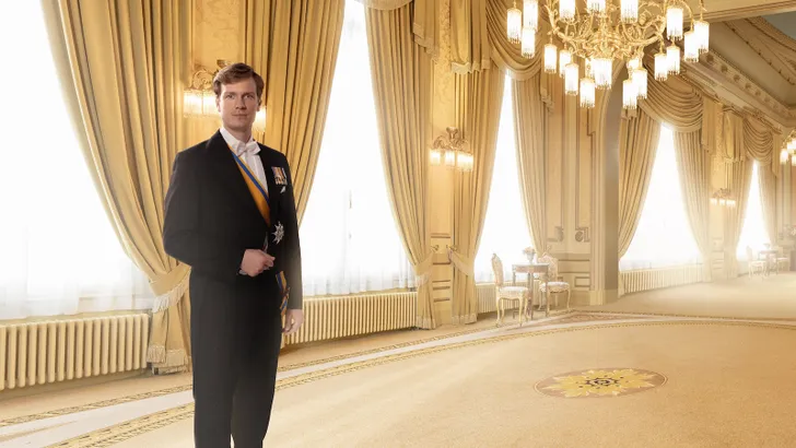 Acteur Martijn Lakemeier speelt onze vorst in het nieuwe seizoen van de hitserie. Hij onthult waarom de rol stiekem best pittig was.