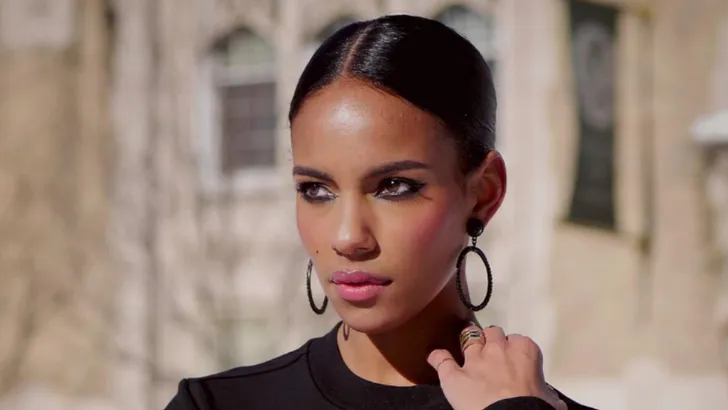 Minuut met model: Nianga Niang