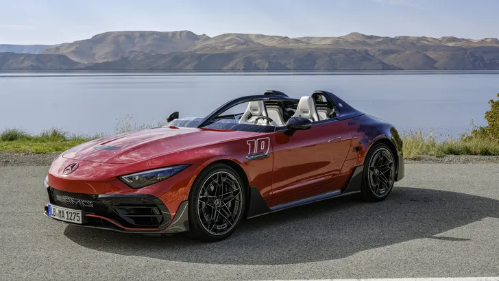 Mercedes lanceert krankzinnige 'Mythos': 315 km/u rijden zonder voorruit