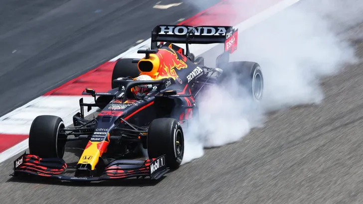 F1 Testdag Bahrein: Verstappen derde, problemen voor Mercedes en Ferrari