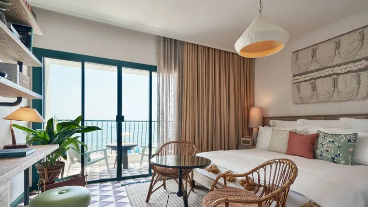 Little Beach House Barcelona biedt bohemian luxe aan zee