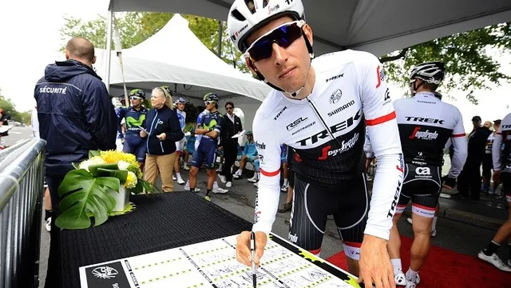 Mollema rijdt Giro d'Italia als kopman, Tour in dienst van Contador