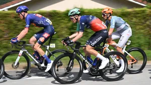 De Tour Auvergne-Rhône Alpes is een voorbereidingswedstrijd voor de renners, maar ook voor het materiaal. In de Tour de France zullen we weer een hoop nieuwe snufjes gaan zien.