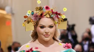 Nikkie de Jager straalt op Met Gala 2021