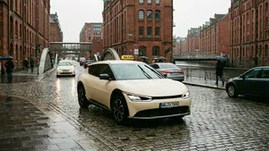 Hamburgse taxichauffeur verruilt diesel voor elektrische Kia en dit zijn zijn ervaringen na drie ton op de teller