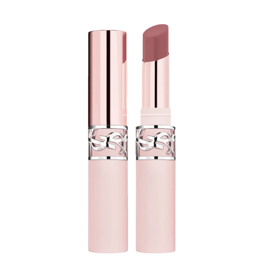 Lovenude lip blusher in Naughty pink van YSL | €50