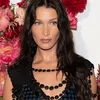 Bella Hadid voor het eerst openhartig over plastische chirurgie: 'Ik voelde me het lelijke zusje' | Happy in Shape