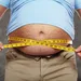 Onderzoek: Mannen met overgewicht houden het langer vol in bed