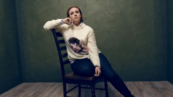 Lena Dunham en haar cellulite staan in eerste photoshop-vrije magazine