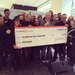 M.A.C doneert cheque aan Orange Babies