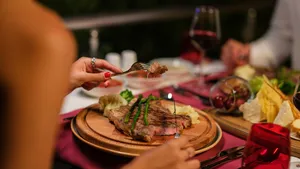 Dit gebeurt er écht in je lichaam als je regelmatig rood vlees eet