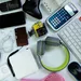Gadgets op tafel.