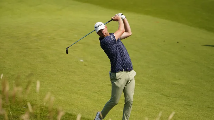 De Vries in actie op het KLM Open van 2024 waar hij zich plaatste voor het weekend.