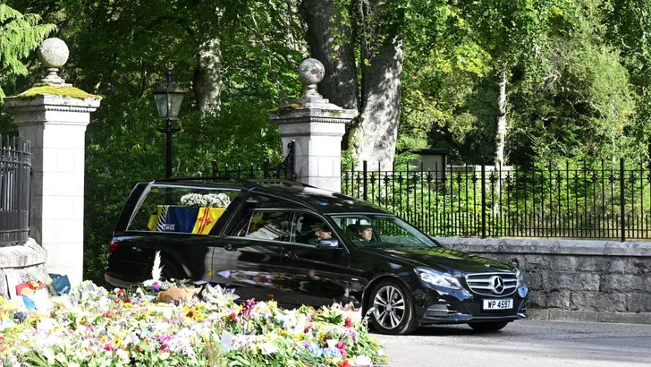 De Queen is aan haar laatste reis begonnen