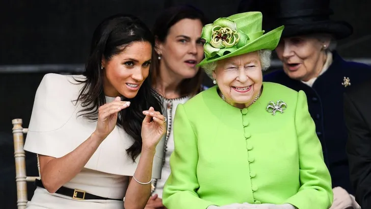 Queen schenkt de Sussex'jes een liefdesnestje