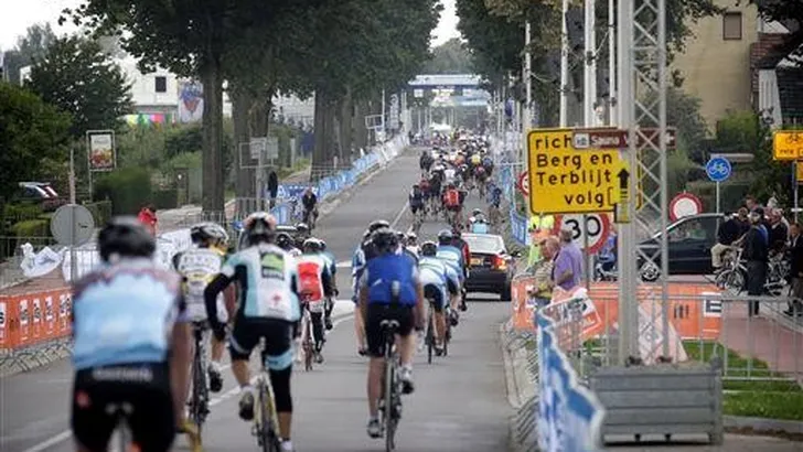 Toertocht KNWU tegen kanker
