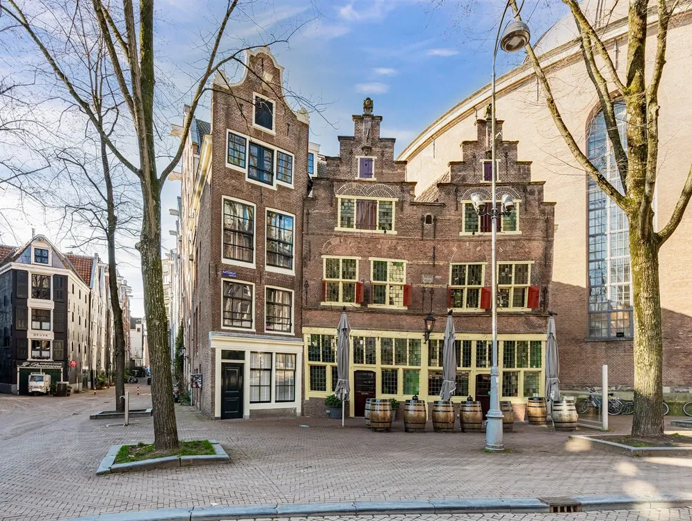 Foto 1 van De Silveren Spiegel