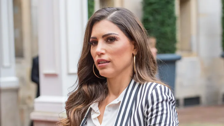 Wesley reageert op vermeende breuk met Yolanthe