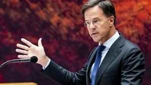 Zorgpersoneel geen extra salaris Rutte