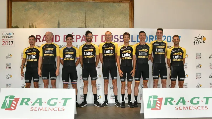 Lunch: de voorbereiding van LottoNL-Jumbo op de openingstijdrit 