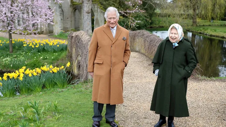 Deze royals wensen je een vrolijk Pasen 2021! 