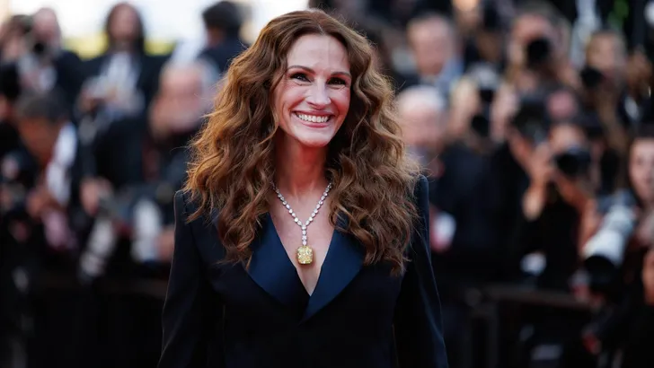 Cannes Armageddon Time - Julia Roberts - DB