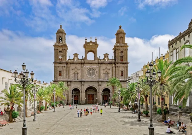 Santa Ana.