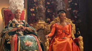 De cast van Bridgerton onthult welke moderne hits zij in de serie willen horen