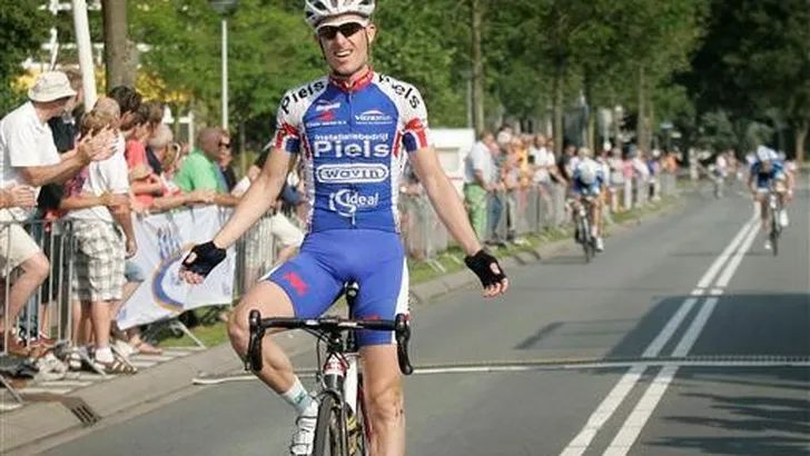 Jo Piels aan het feest in Poort Omloop