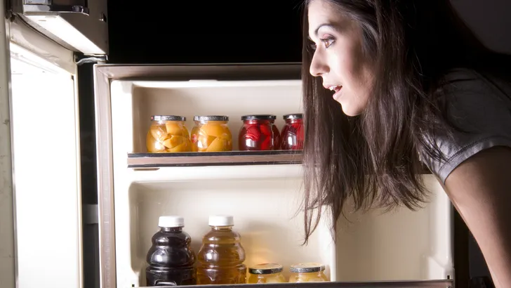 Dit moet je eten voor een betere nachtrust