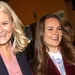 Prinses Ingrid Alexandra neemt binnenkort voor het eerst deel aan een staatsbezoek. – Foto van kroonprinses Mette-Marit met haar dochter, prinses Ingrid Alexandra.