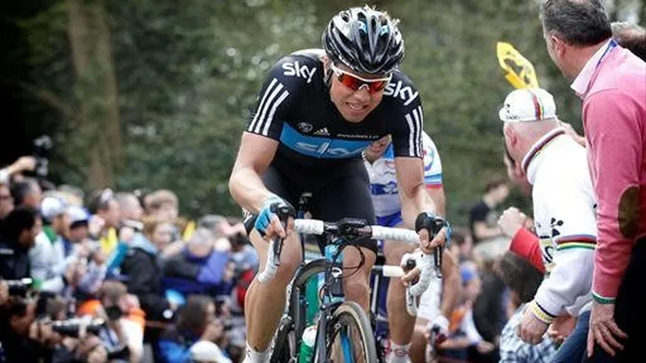 Boasson Hagen en De Wilde flink gehavend