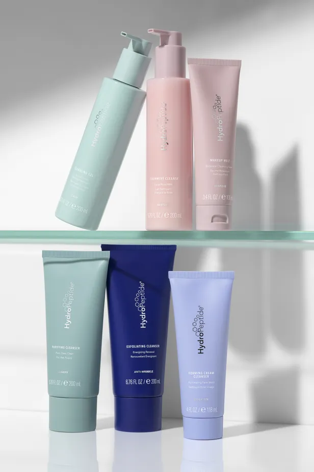 Ook mooi meegenomen: de producten van HydroPeptide staan prachtig in je badkamer