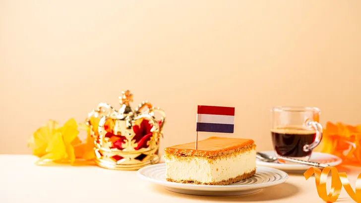 Verse oranje tompoucen voor Koningsdag